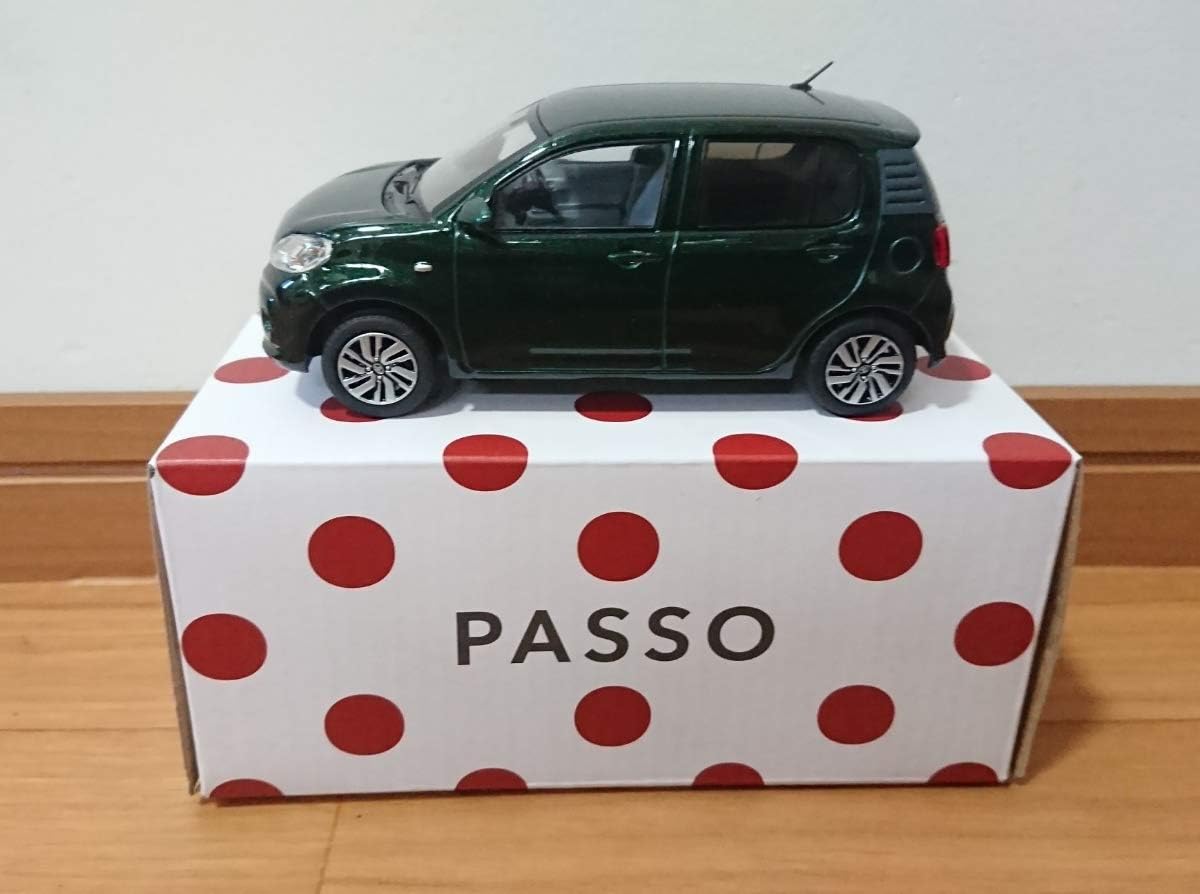 Amazon トヨタ パッソ Passo 1 30 カラーサンプルミニカー ダークエメラルドマイカ 未使用箱付 非売品 ミニカー ダイキャストカー おもちゃ