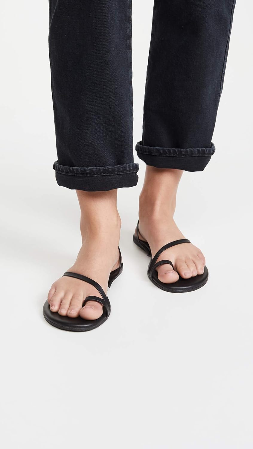 tkees toe ring sandals