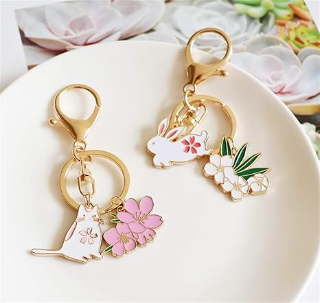 Amazon Co Jp シンプルでかわいいウサギのキーチェーンの猫の花キーチェーンバッグペンダントアクセサリーキーチェーン ペンダントジュエリーアクセサリークリエイティブキーチェーン シンプルなパーソナリティキーチェーン アクセサリー 美しいキーチェーン ホーム