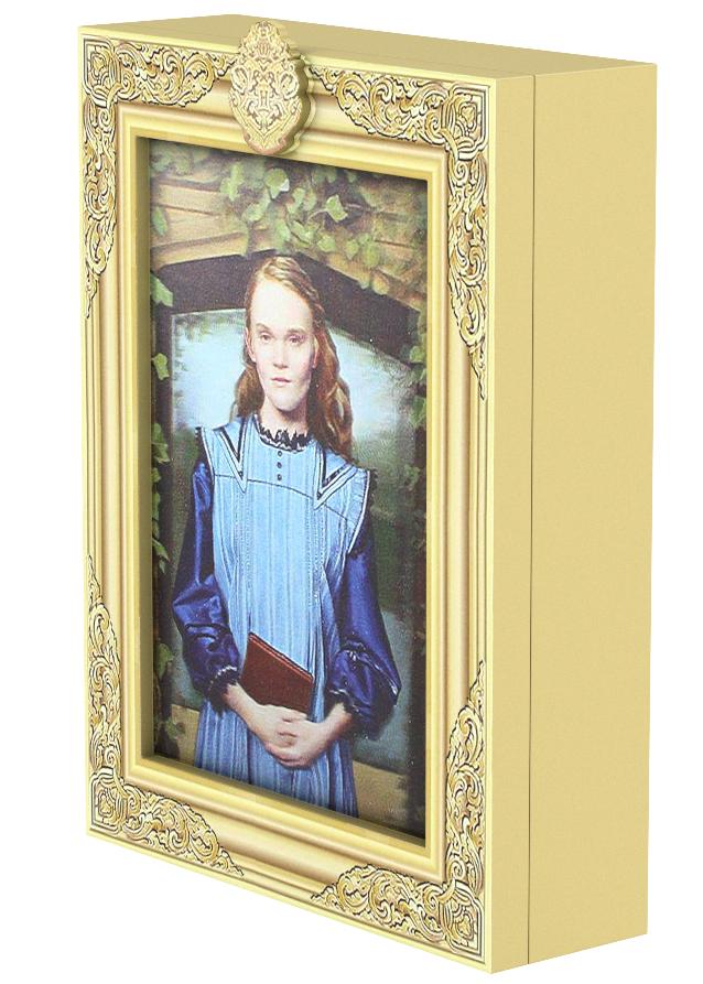 Harry Potter Ariana Dumbledore Secret Compartment Picture Frame Amazon De Spielzeug