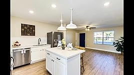 Review Image by Ben Ben