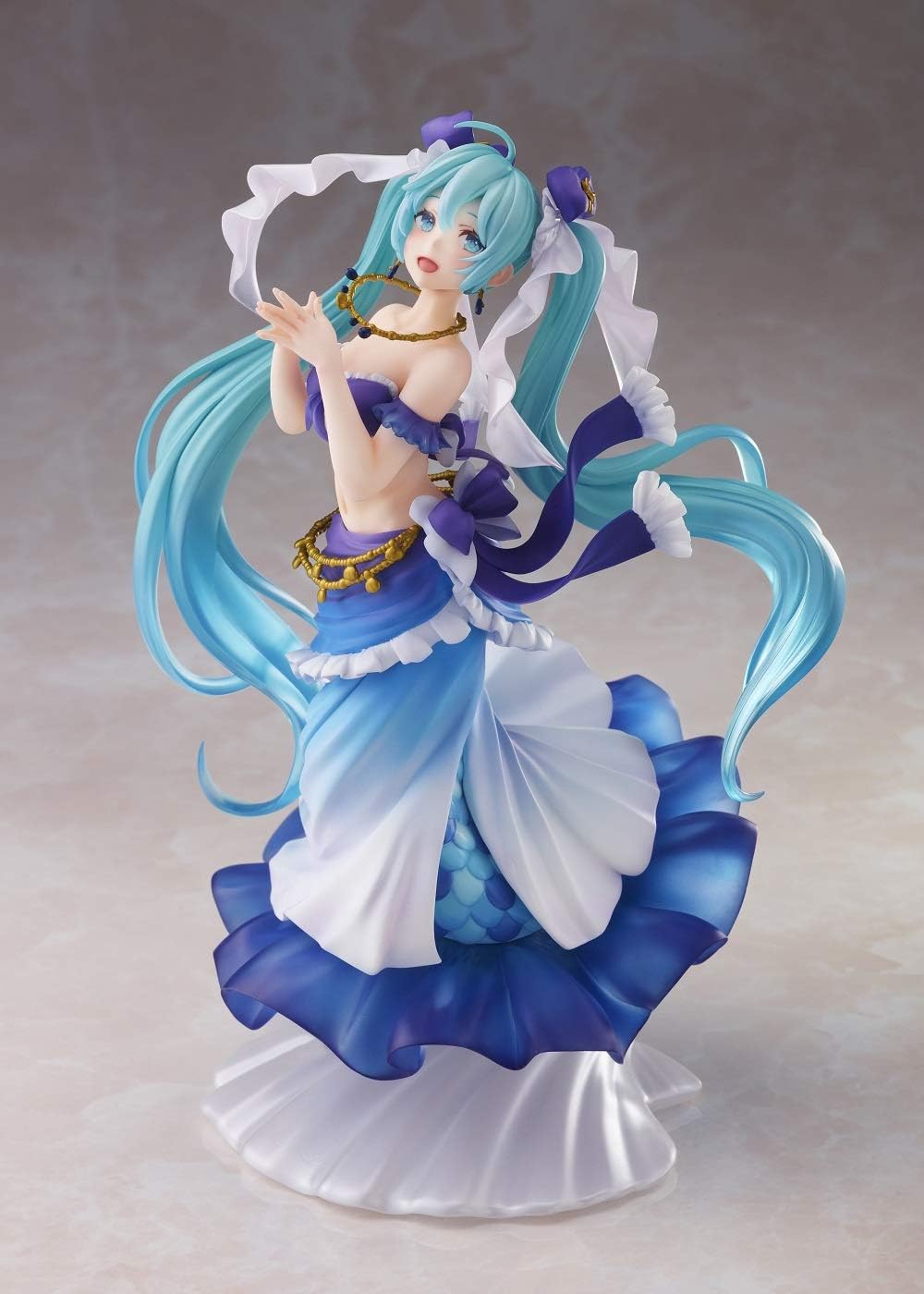 Taito Hatsune Miku Figure Princess AMP 