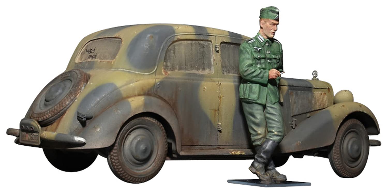 Miniart 1:35 - Personenwagen Type 170V Saloon