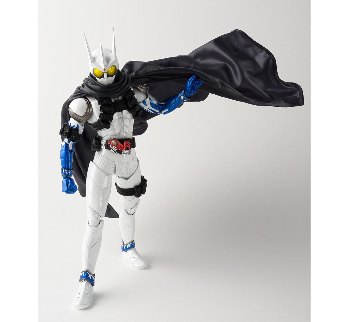 Mua S.H.フィギュアーツ(真骨彫製法) 仮面ライダーエターナル