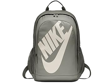 nike sportswear hayward futura 2.0 rose gold