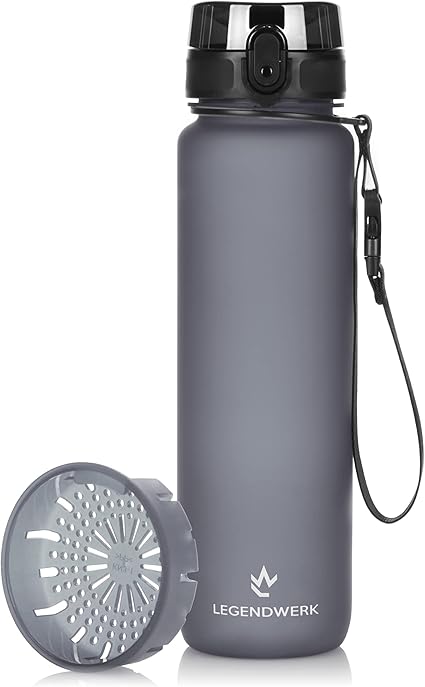legendwerk trinkflasche 1l mit sieb wasserflasche auslaufsicher und extrem leicht sportflasche bpa freies nachhaltiges tritan water bottle fitnessflasche grau amazon de sport freizeit