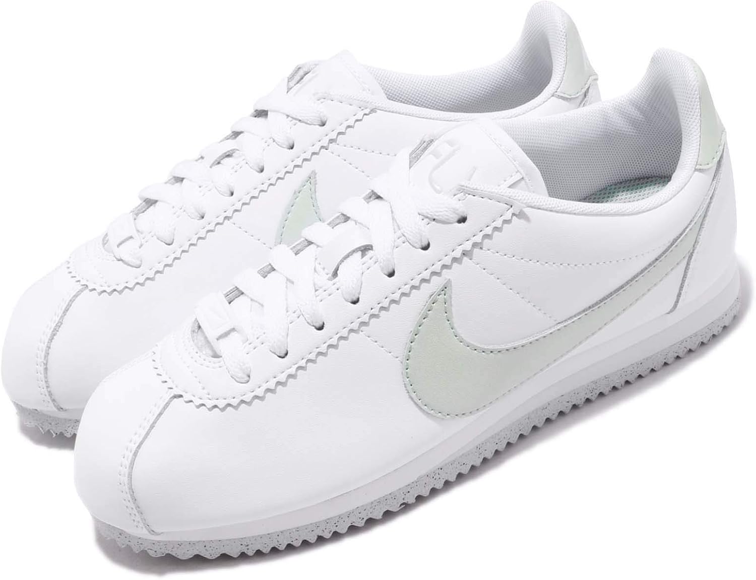 nike cortez flyleather