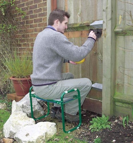 Draper 2-in-1 Folding Garden Kneeler, Green and Black - Image 5