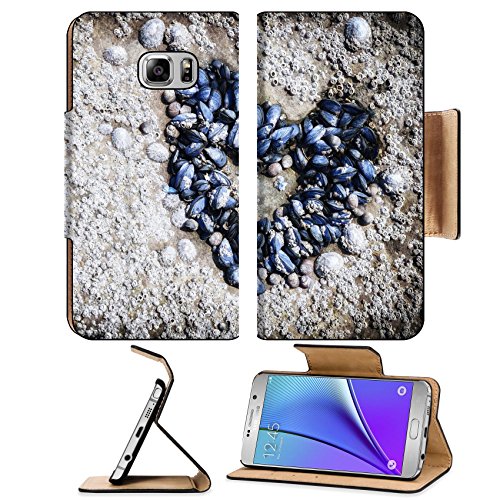 MSD Premium Samsung Galaxy Note 5 Flip Pu Leather Wallet Case Mussels growing in shape of heart Love and feelings concept 32008424