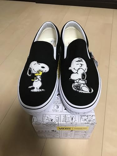 Amazon Vans スリッポン ピーナッツ コラボ スヌーピー26 5 アニメ 萌えグッズ 通販