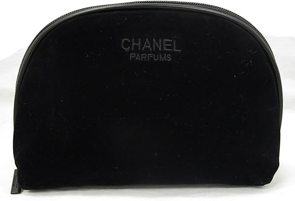 chanel zip pouch
