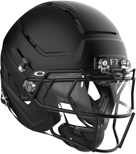 Amazon.com : Riddell SpeedFlex Adult Football Helmet with Facemask