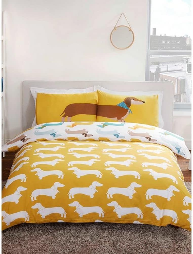 Rapport Home Double Duvet Cover Set - Fun Ochre Sausage Dog Dachshund Pattern Bedding with 2 Pillowcases - Reversible Polycotton Easy Care 200x200cm