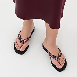 Qzize Women's Flip Flops Yoga Mat - Arch Support
