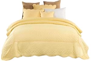 TACHE HOME FASHION Tache Quilted Yellow Scalloped Buttercup Puffs Matelasse Bedspread Coverlet Set, Queen