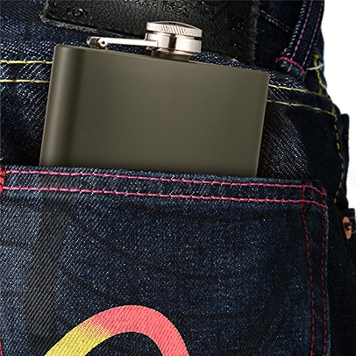 GENNISSY Green 18/8 Stainless Steel 12OZ Hip Flask - Green Flasks for Liquor with Funnel