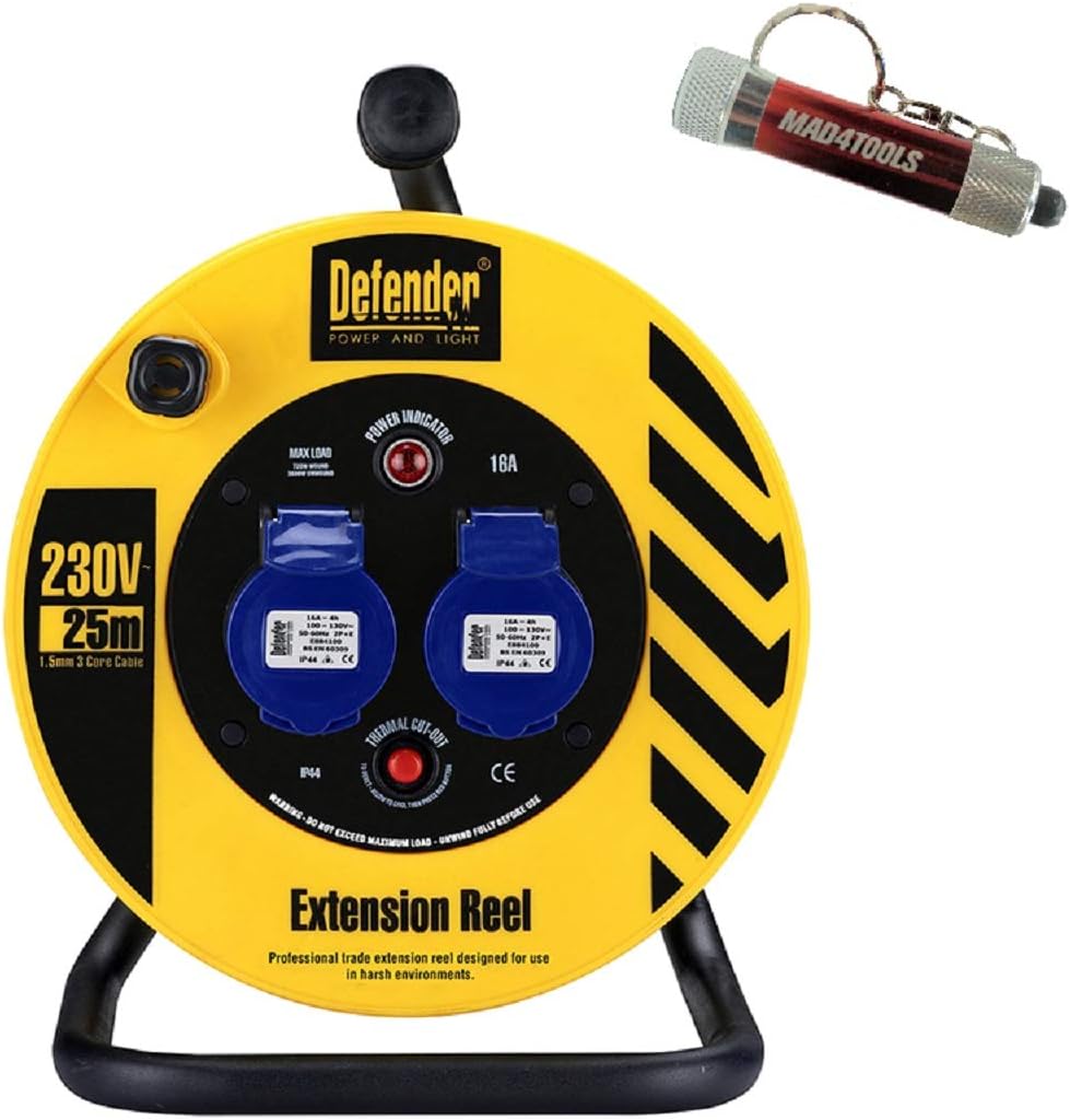 Defender 25M Extension Reel 230v / 16amp and Keyring Torch Amazon.co