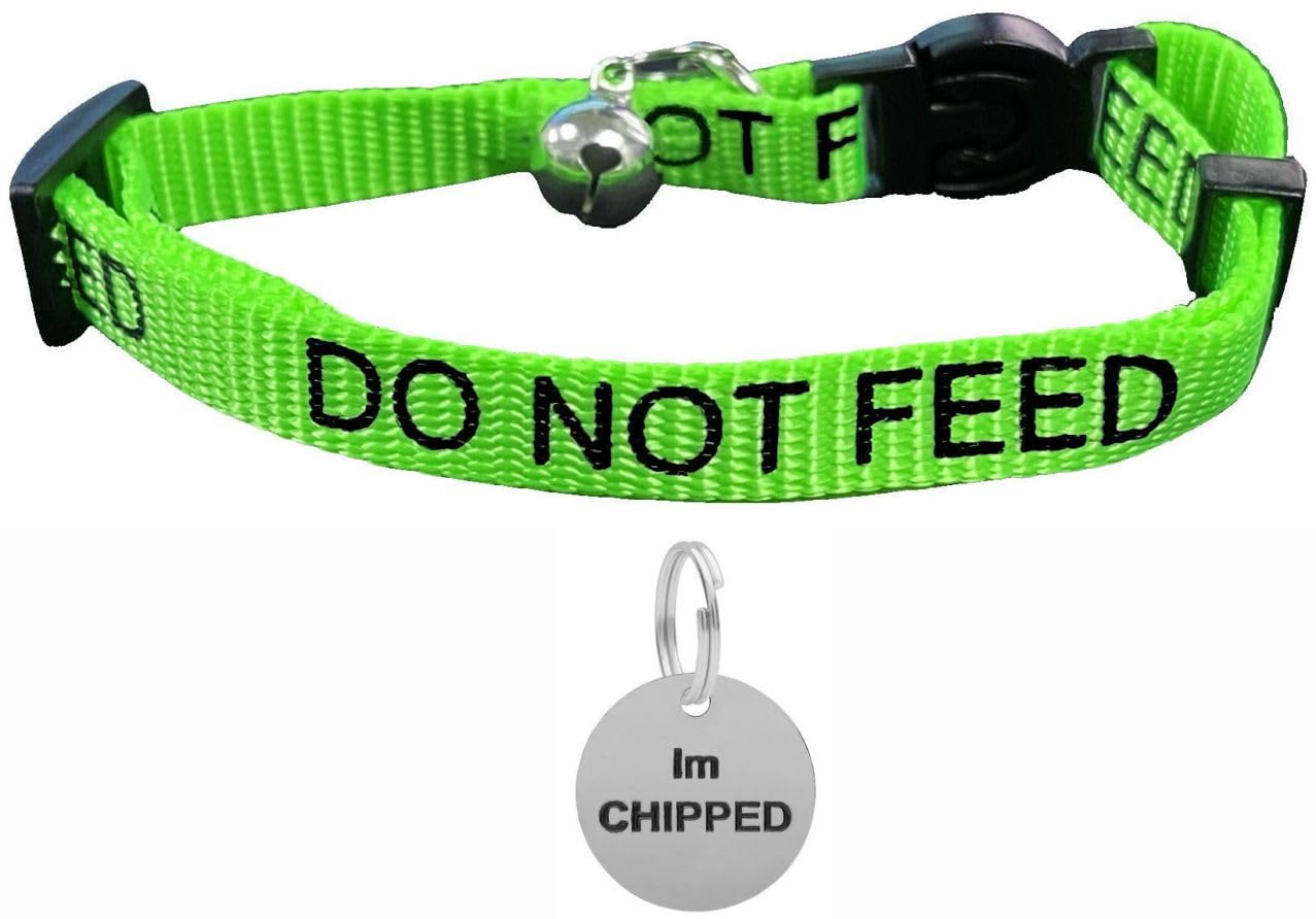 LARRYROO Cat Collar With DO NOT FEED Print - Soft Nylon & Safety Release Buckle - With Personalised Engraved Round Silver ID Tag with IM CHIPPED Print (Green)
