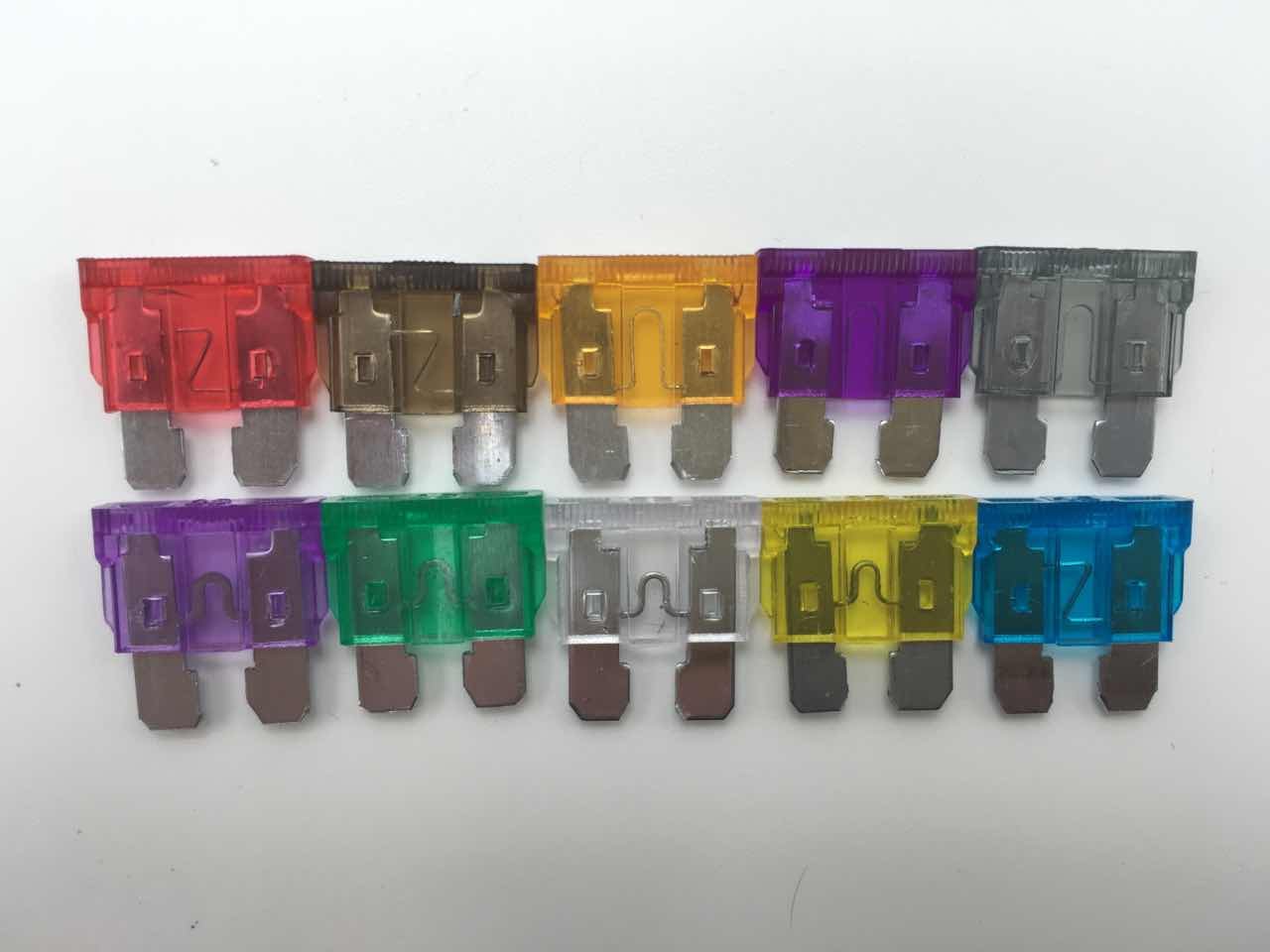 100pcs Assorted Car Truck Standard Blade Fuse Assortment 2A 3A 5A 7.5 A 10A 15A 20A 25A 30A 35A Automotive Replacement Fuse Set