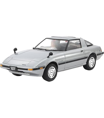 Amazon.com: Hasegawa 20635 1/24 Mazda Savanna RX-7 SA 22C, 1980