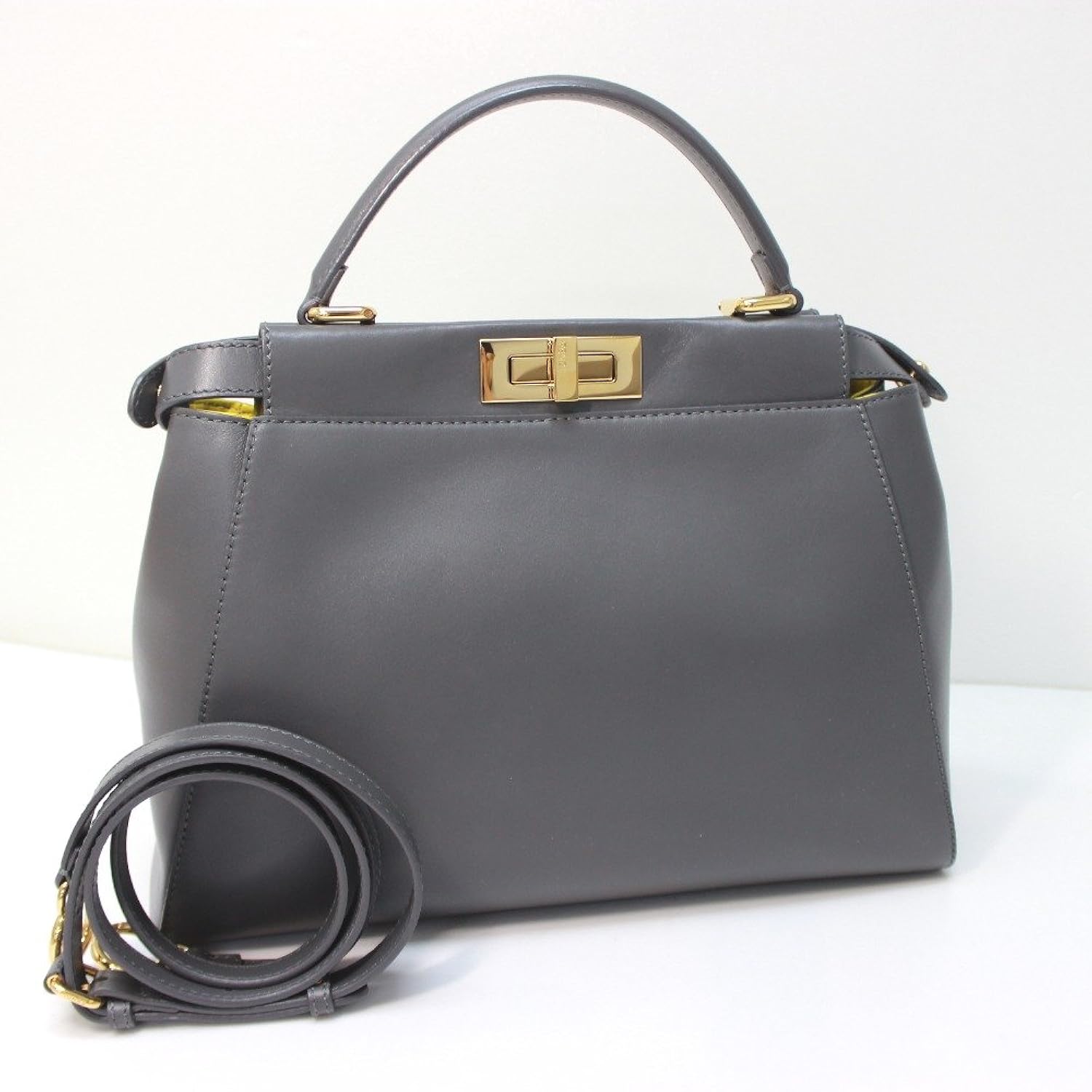 新発売の フェンディ Fendi 8bn226 トートバッグ ピーカブー ハンドバッグ ショルダーバッグ 2wayバッグ カーフスキン レディース 中古 B077b64mm4 Studioweb Com