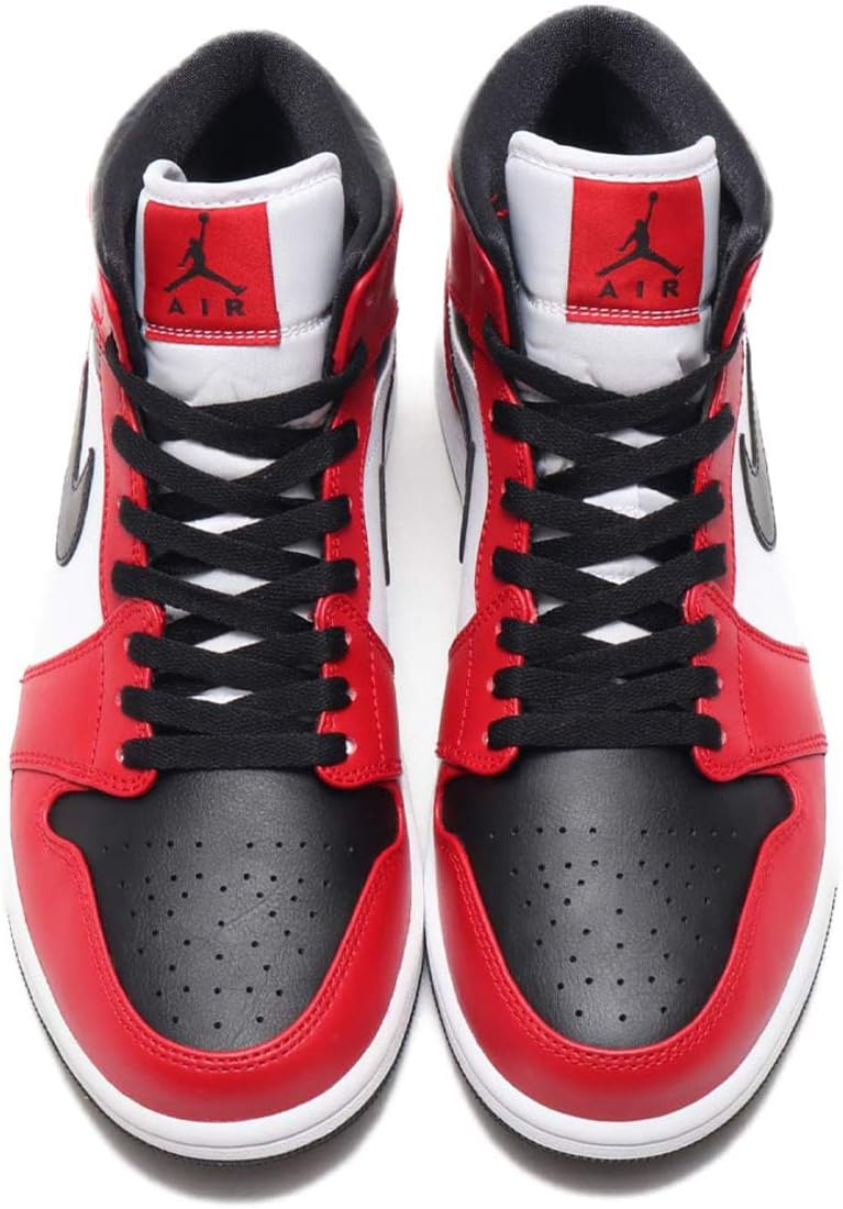 air jordan 1 chicago black toe