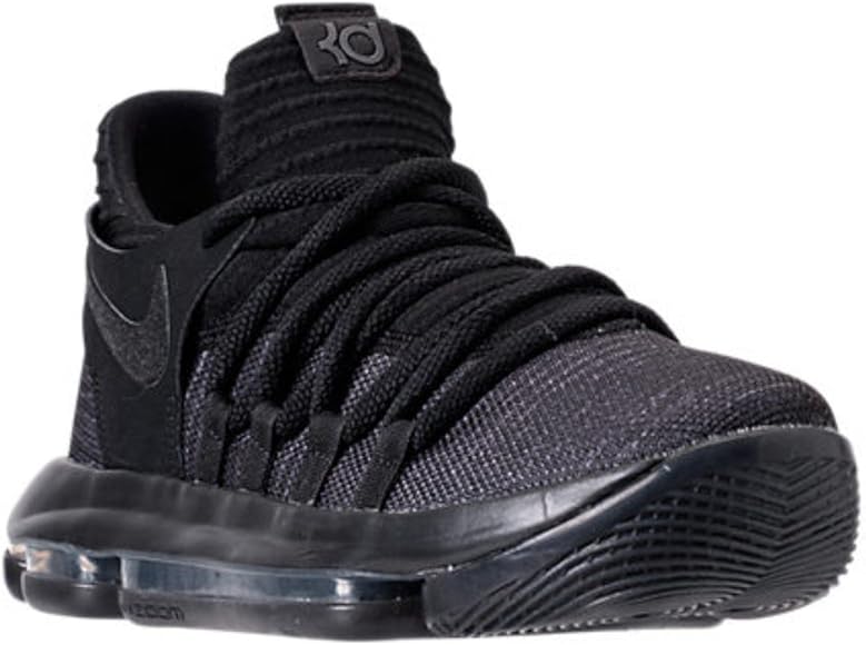 black nike basketball shoes
