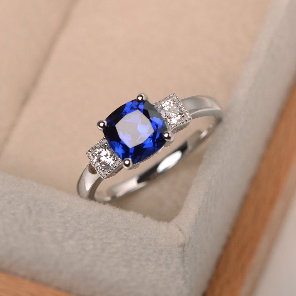 cushion cut sapphire ring