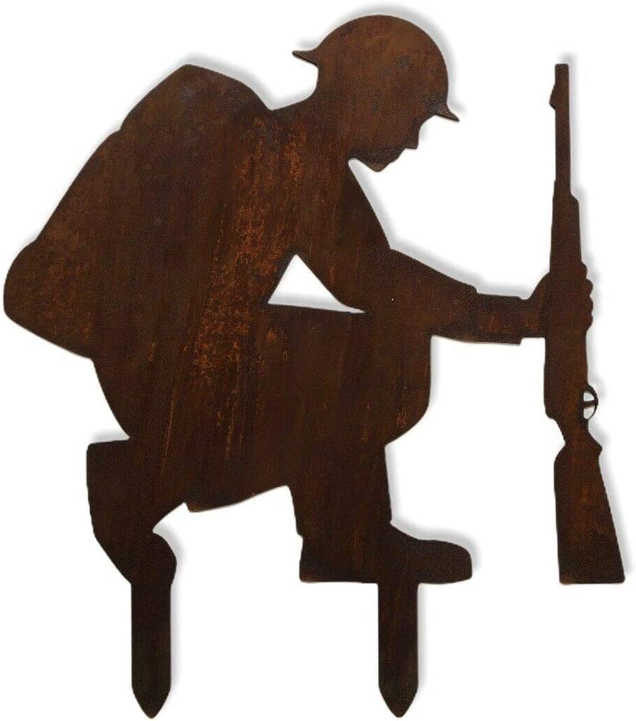 RUSTIC WAREHOUSE NORFOLK LIMITED Rusty Metal Kneeling Soldier Garden Decoration Statue Lest We Forget Sign Feature Ornament Gardening Gift Present