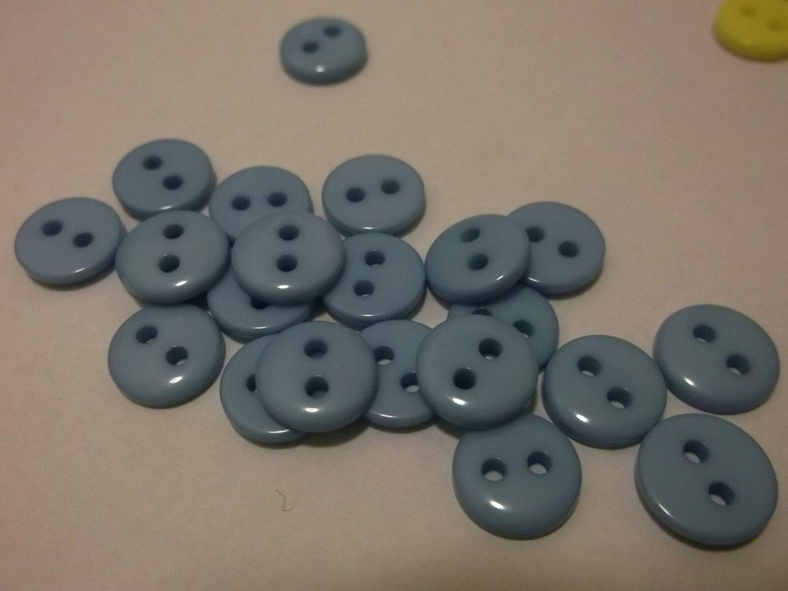 500 x Round Blue 9mm Sewing Clothes Crafts Scrapbooking Card Making 2 Hole Buttons — image 1
