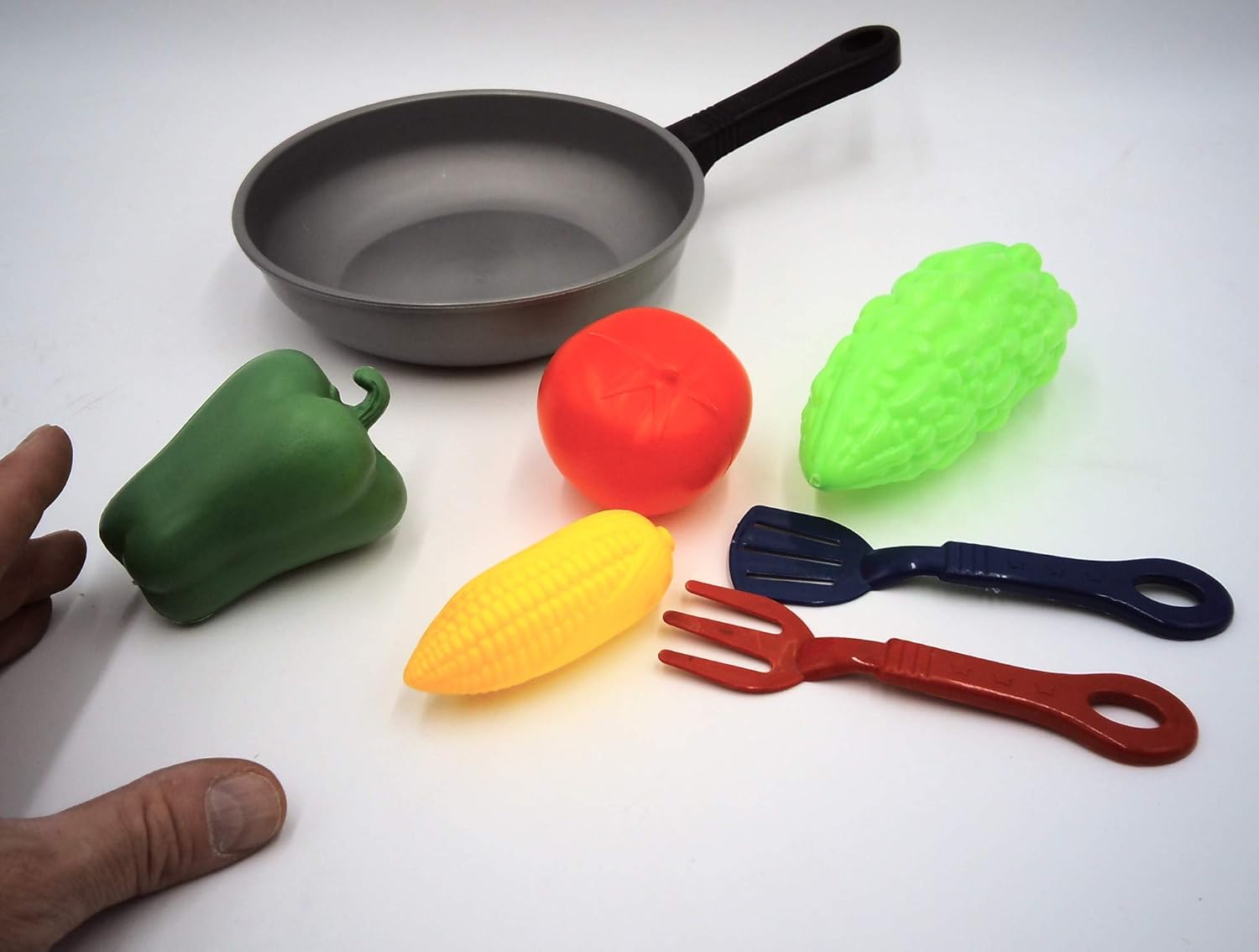 plastic frying pan toy