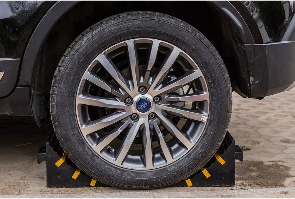 SLT Gdpodts Solid Rubber Heavy Duty Wheel Chocks 2 Pack Black and Yellow Wheel Blocks for Cars and Vehicles: Automotive