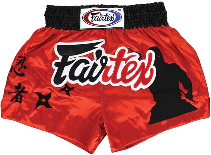  Fairtex Muay Thai y tiburón 