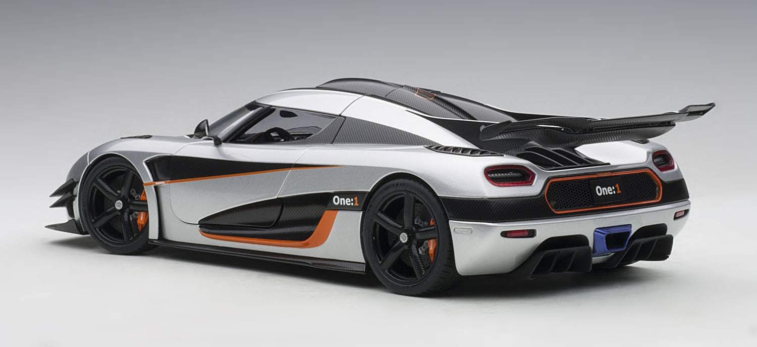 Amazon Com Koenigsegg One 1 Moon Grey And Carbon Black With Orange Accents 1 18 Model Car By Autoart Toys Games