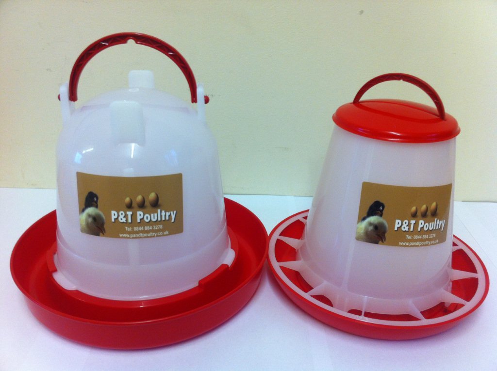 P&T Poultry 1Kg Feeder & 1.5Ltr Drinker For Chickens/Hens/Ducks/Chicks