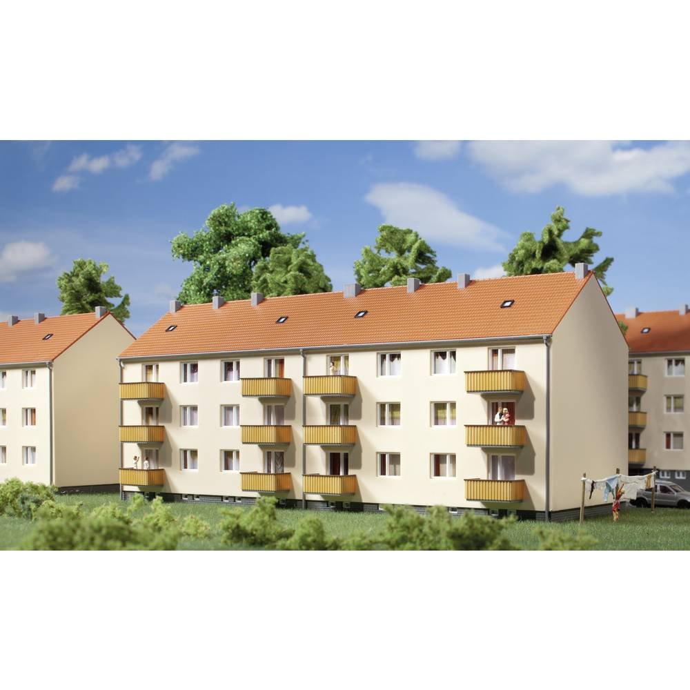 Auhagen 14472 Multi-Family House Modelling Kit