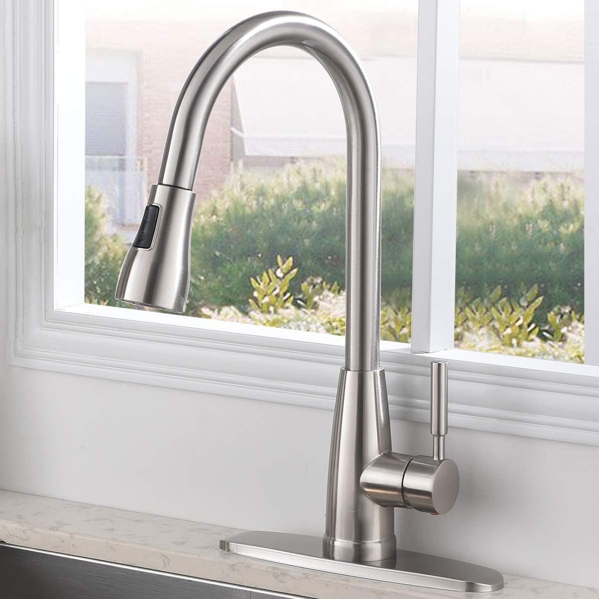 SHACO Stainless Steel Pull Down Sprayer Kitchen Faucet, Kitchen Sink Faucet With Deck Plate