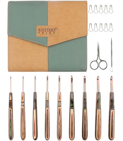 Amazon.com: Tulip TCK-002 Classic 2 Crochet Set of 13