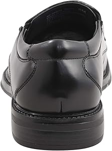 dockers slip resistant