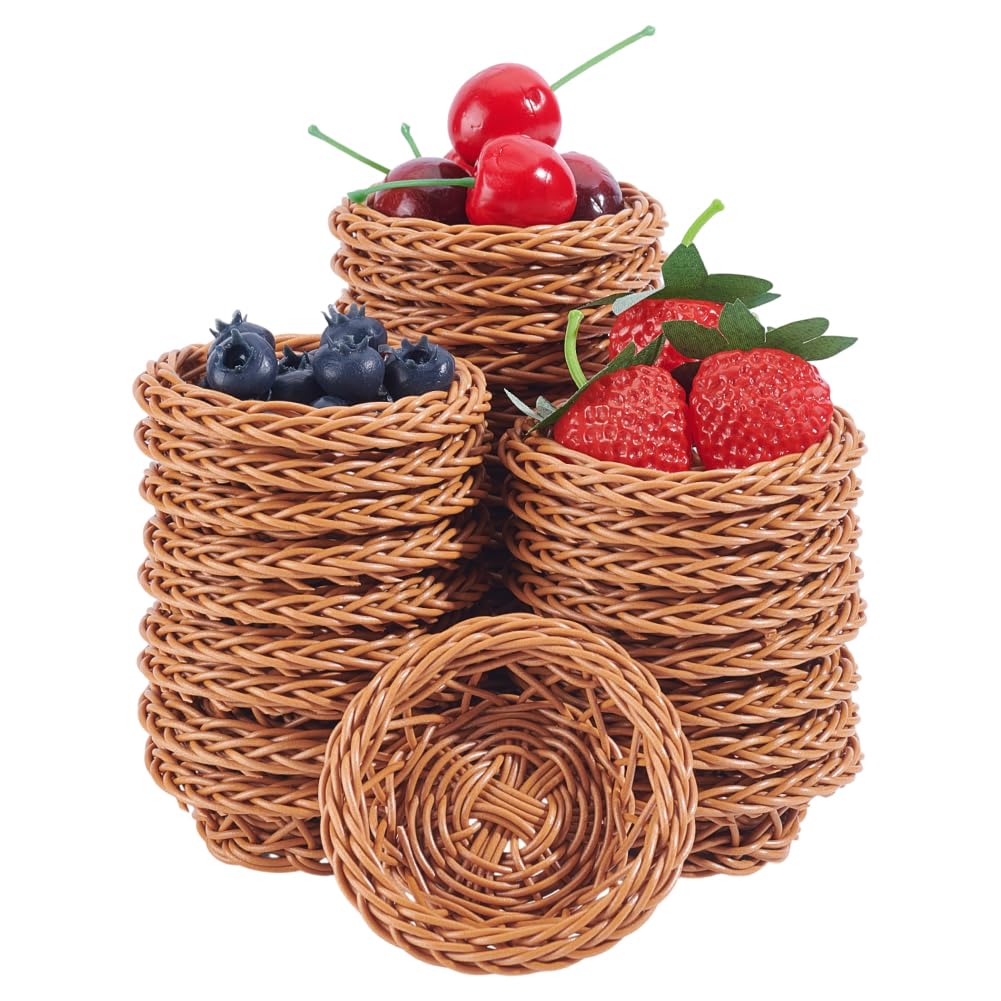 INTERWARM 50Pcs Mini Woven Baskets, 7.8x2.6cm Tiny Little Basket Decorations Tiny Party Favor Containers Micro Landscape Dollhouse Accessories for Home Office Table Party Favors Easter Decoration