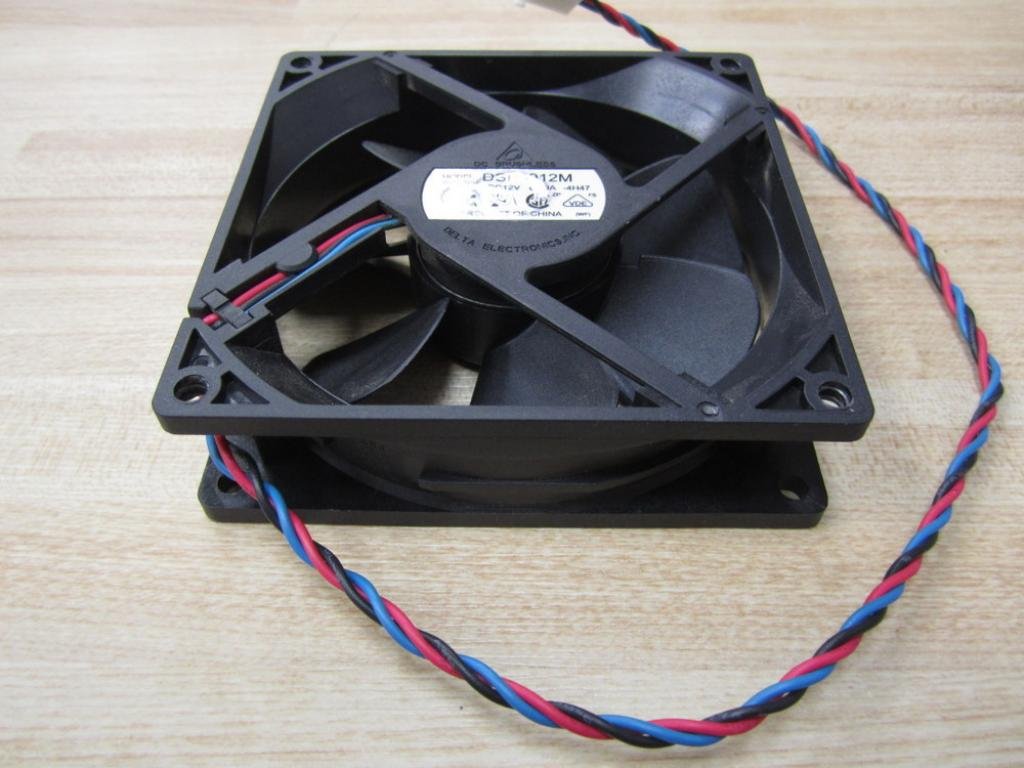 Delta Electronics Server Cooling Fan DSB0912M Industrial