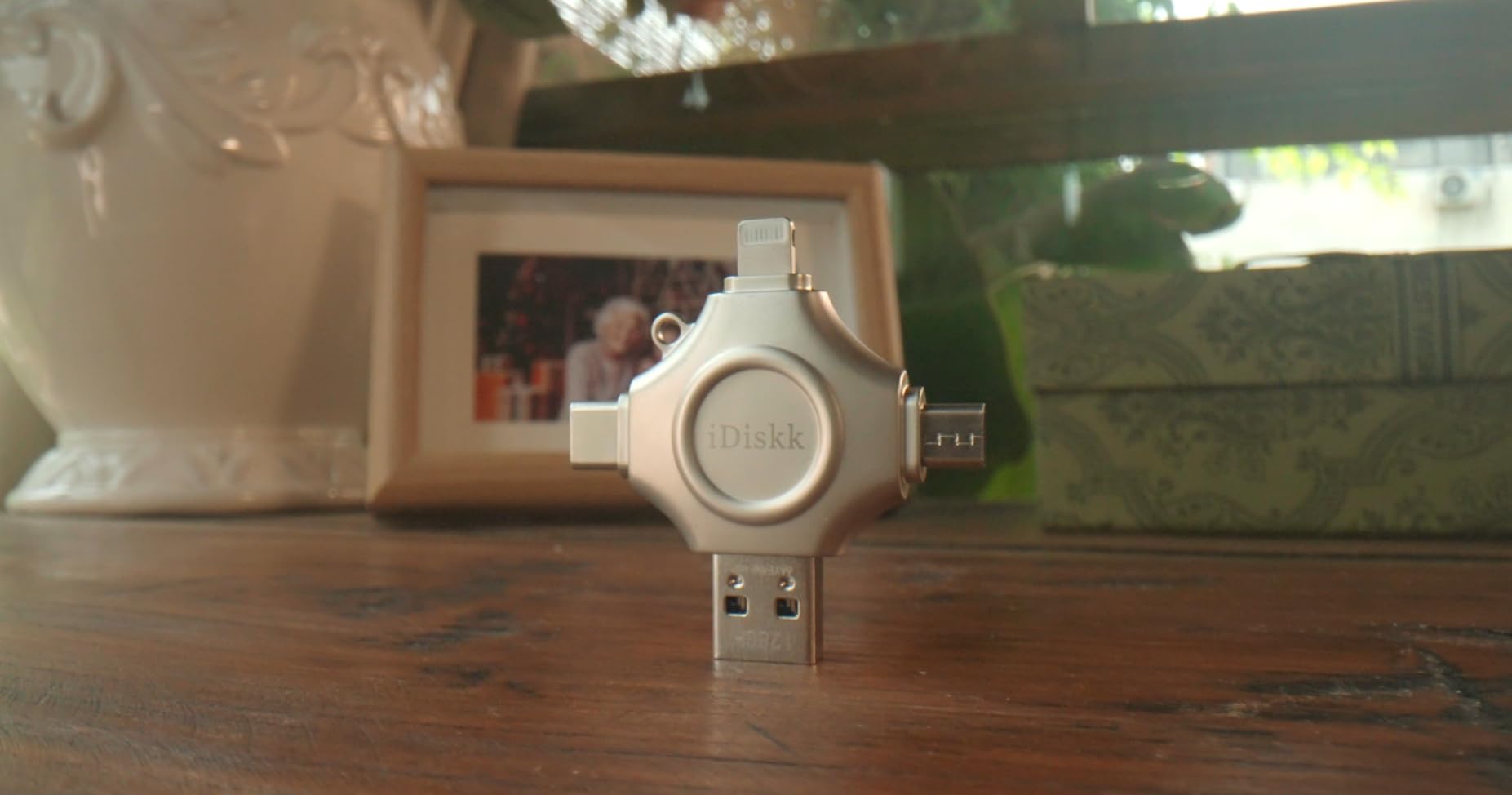 iDiskk App-le MFI Certified 512GB,Flash Drive for iPhone Photo Stick,for iPhone 15 and 16,Flash Drive for Photos and Videos,iPhone USB Storage,Photo Stick, for iPad Android Samsung (4 in 1)