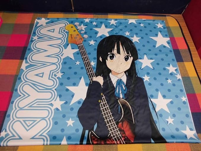 Amazon Co Jp 非売品ポール紐欠品再出品時5 オフ けいおん 秋山澪 等身大タペストリー Blu Raydvd 1期 とらのあな特典 アニメ グッズ ホビー 通販
