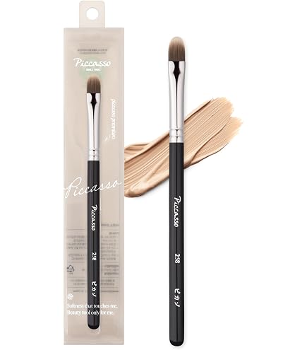 Amazon.com: TOM FORD Soleil Bronzing Brush : Beauty & Personal Care
