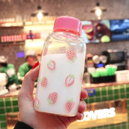 Ncdfh Kawaii Fraise Bouteille D Eau Dessin Anime Mignon Tasse En Verre Transparent Avec Etui De Protection Bouteille A Boire Pour Fille Etudiant Cadeaux 400 Ml 400 Ml Multiple Strawberries Amazon Fr Cuisine Maison