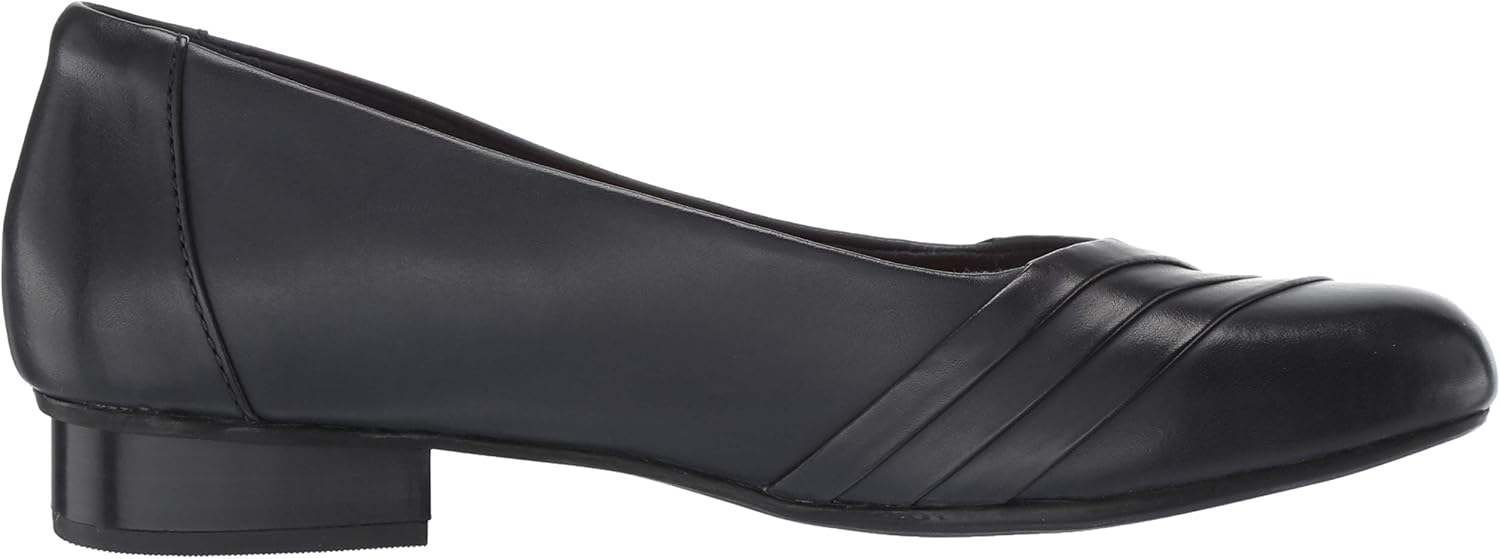 clarks juliet petra pump