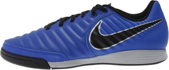 women's futsal shoes