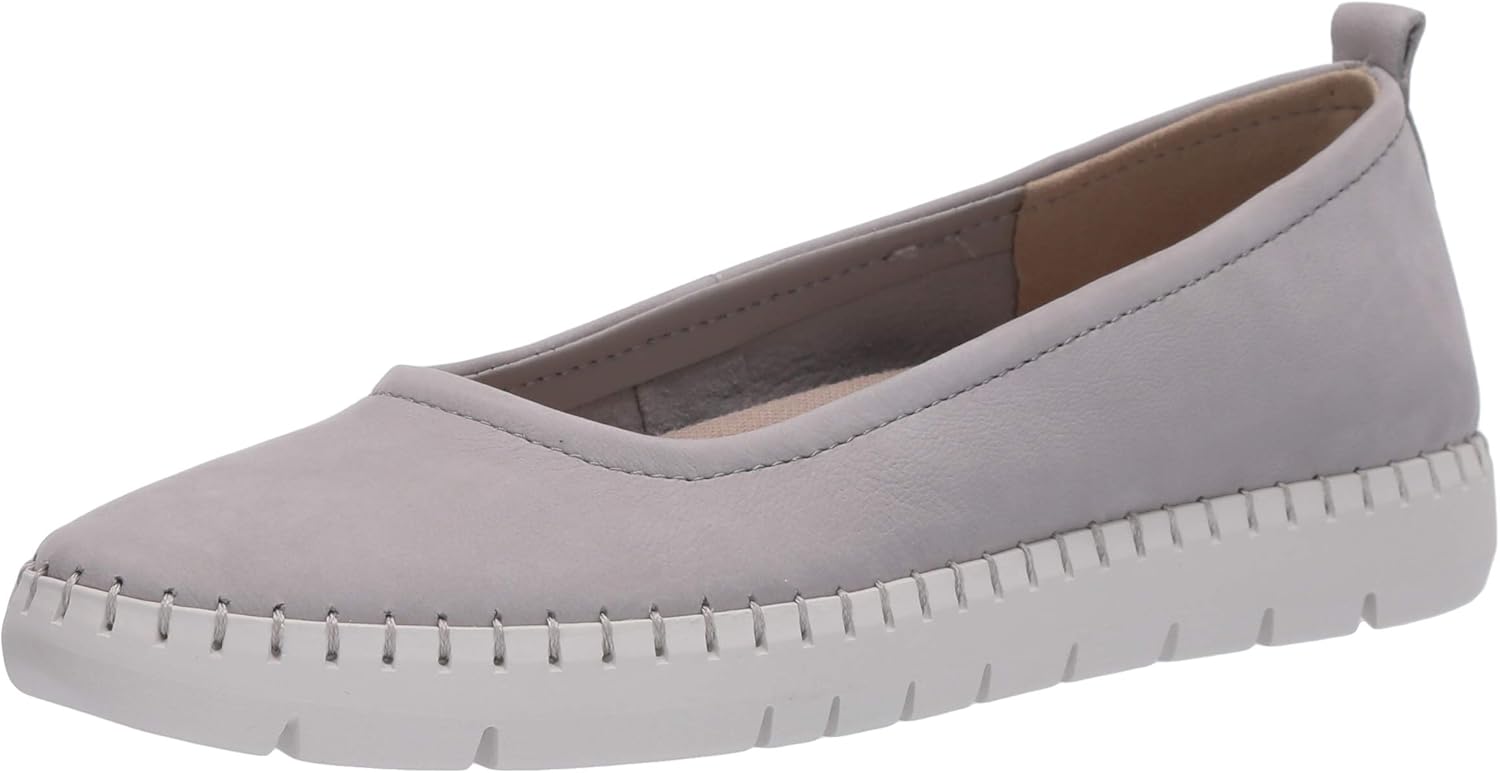 naturalizer flats with arch support