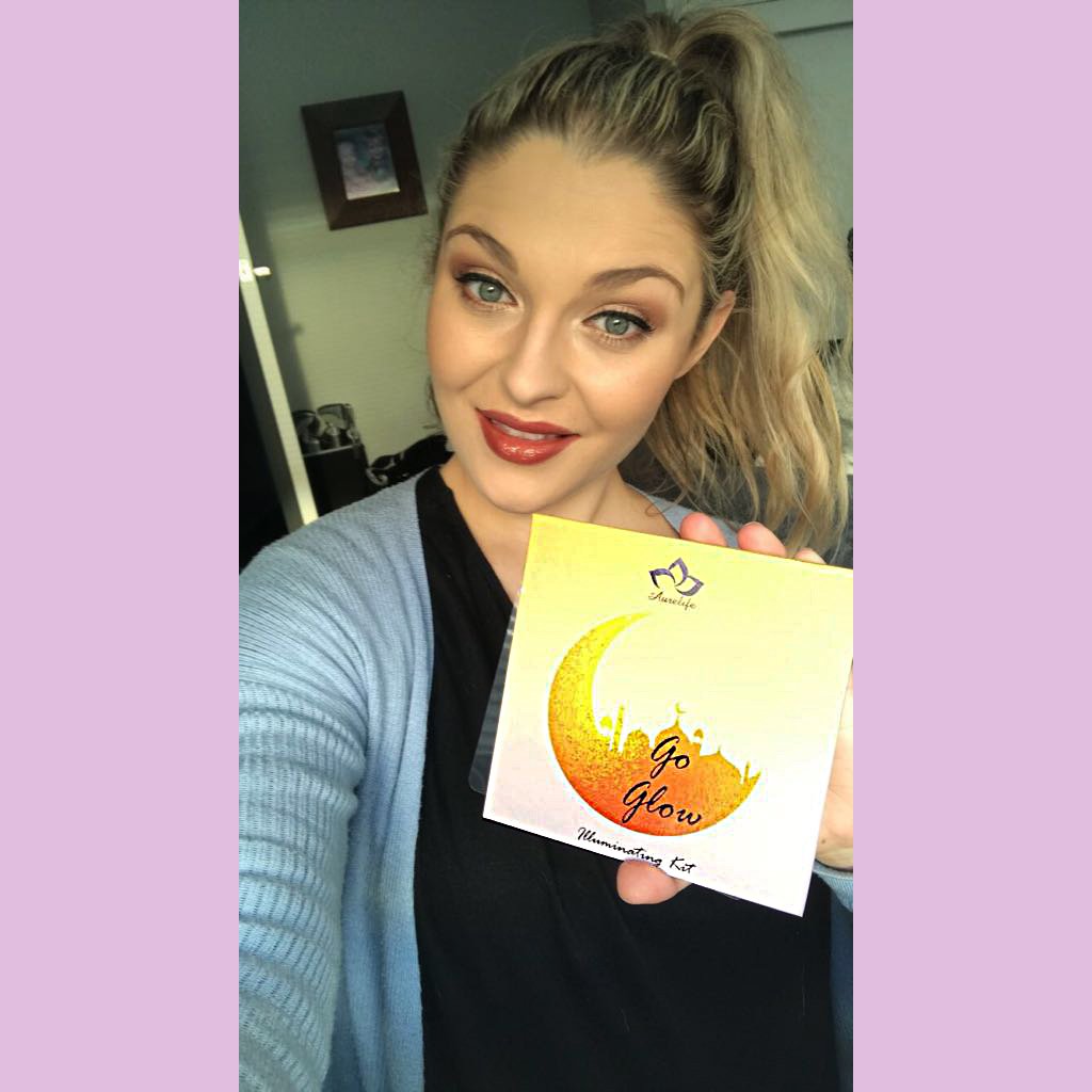 Aurelife Go Glow -- 4 Color Makeup Llluminator Highlighter & Bronzer Collection Glow Kit Matte Face Palette