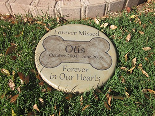 Personalized Pet Memorial Step Stone 11"Diameter" Forever Missed Forever in Our Hearts